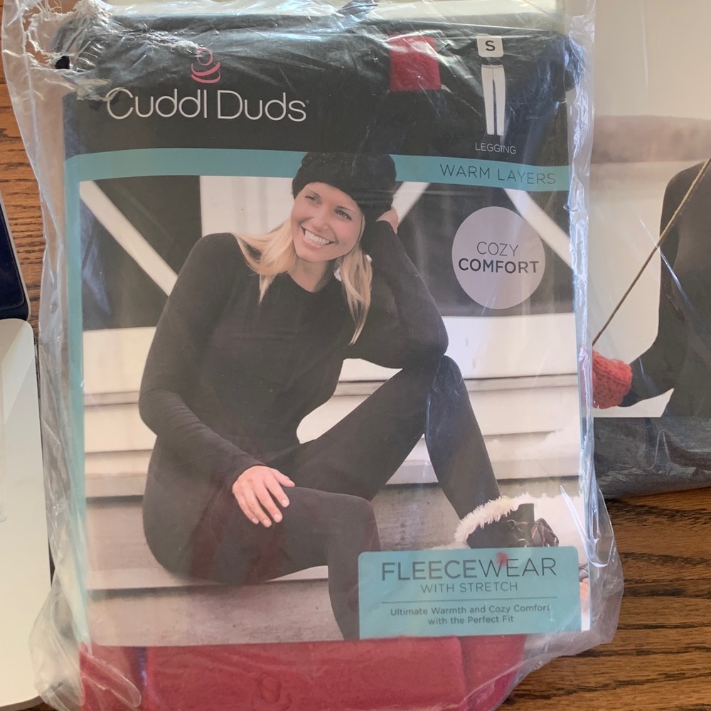 Cuddl Duds cranberry Fleecewear with Stretch warm & cozy comfort ,perfect fit. S